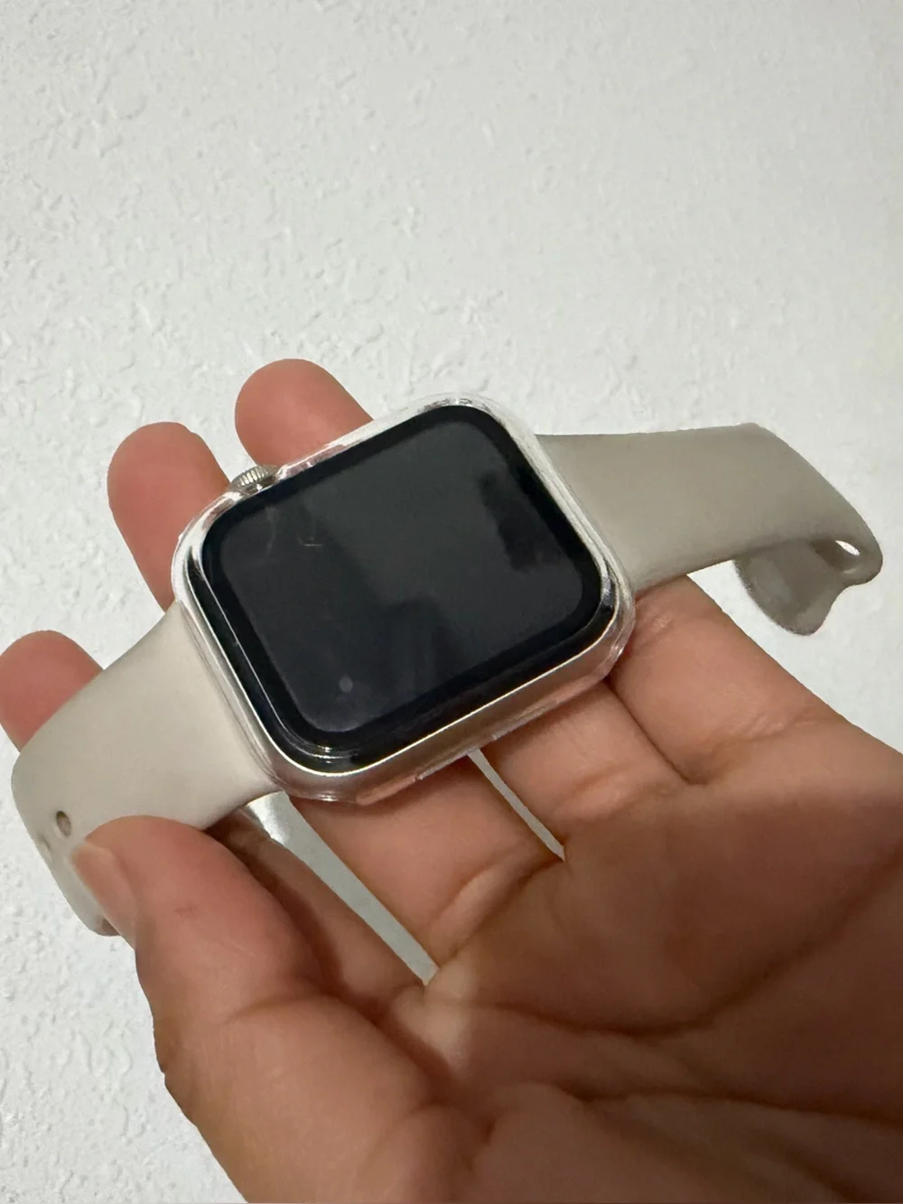 Apple soft beige