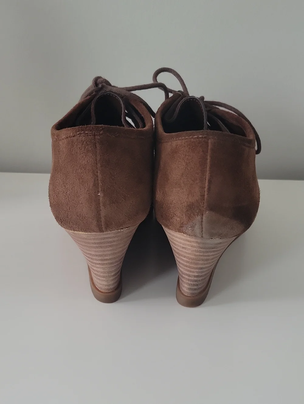 Lauren Ralph Lauren womens suede