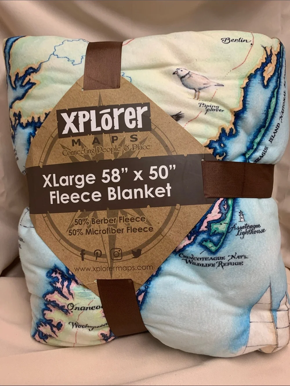 NWT Xplorer Maps XLarge 58” x 50” Fleece Blanket - Map Art Throw
