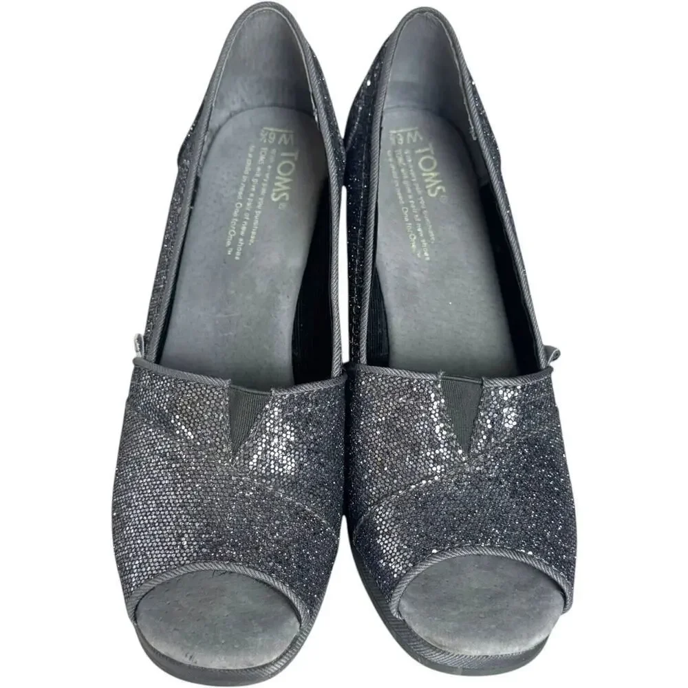 Toms pewter embellished
