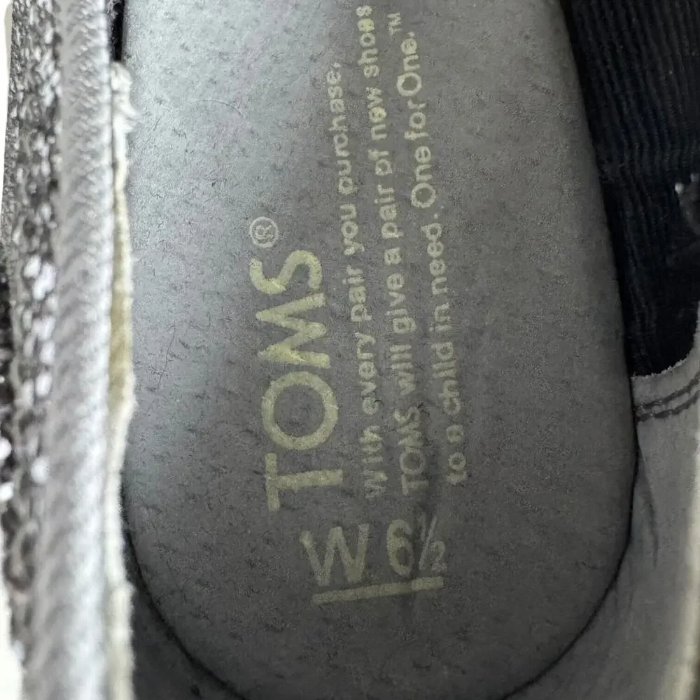 Toms pewter embellished