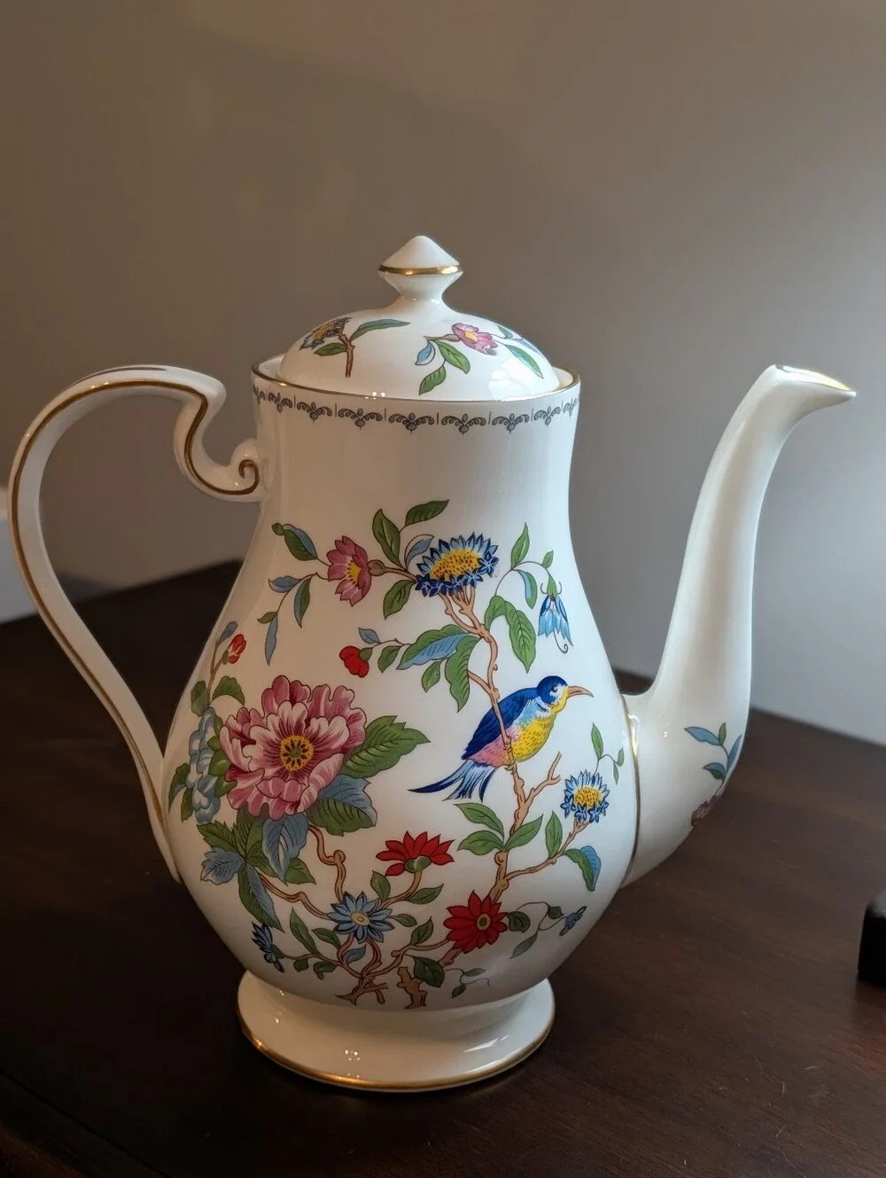 Aynsley beautiful vibrantly