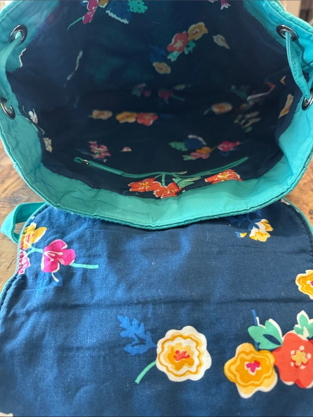 Vera Bradley bright turquoise