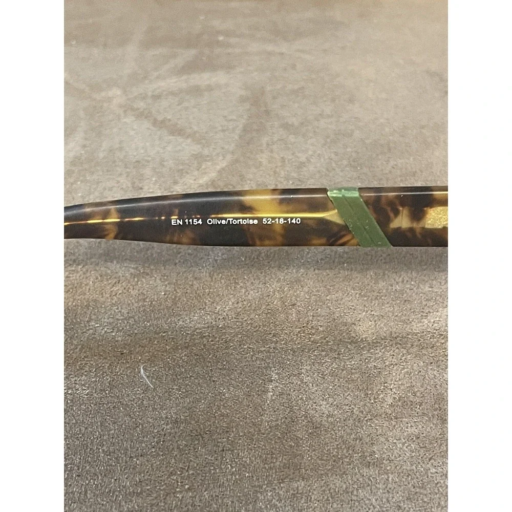 Essential Eyewear essential eyewear