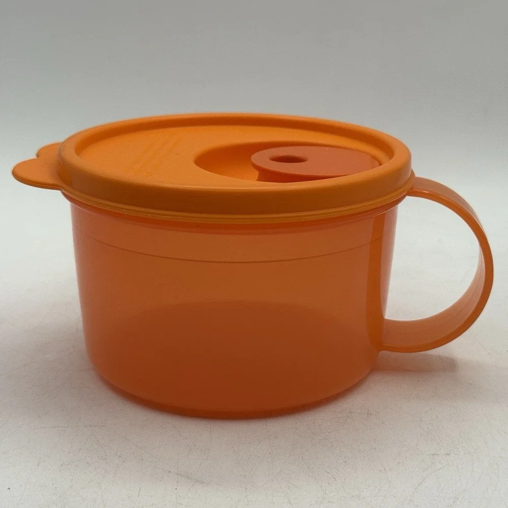 Tupperware soup lid