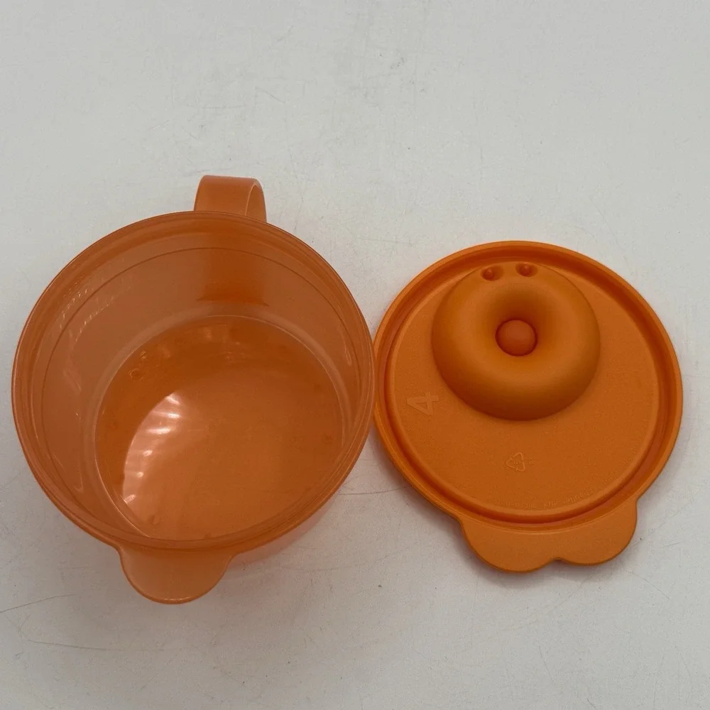Tupperware microwavable vented good