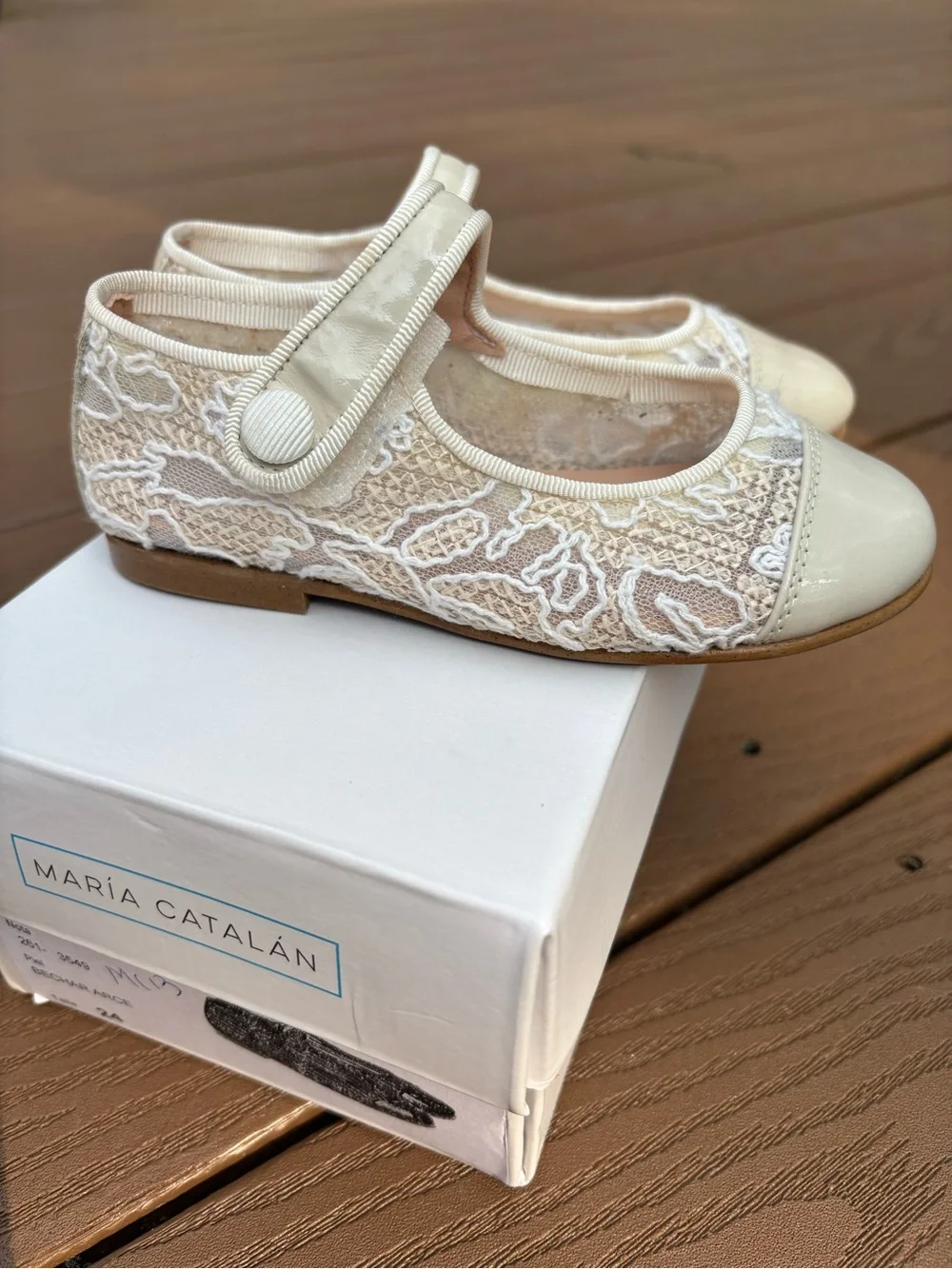 Maria Catalan velcro girls true