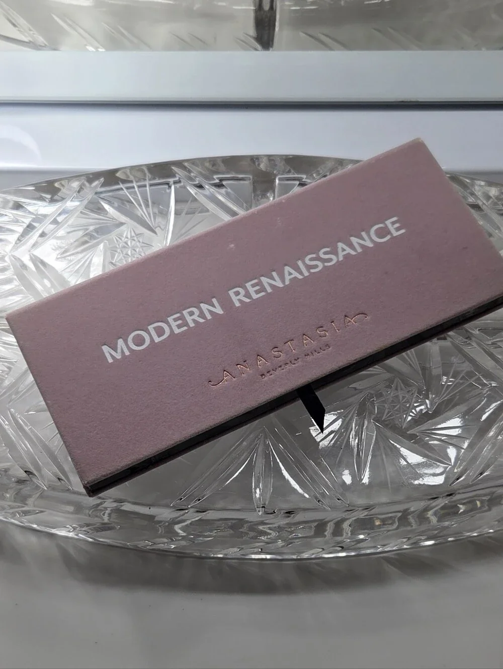 Anastasia Beverly Hills Modern Renaissance Eyeshadow Palette ABH 14 Shades