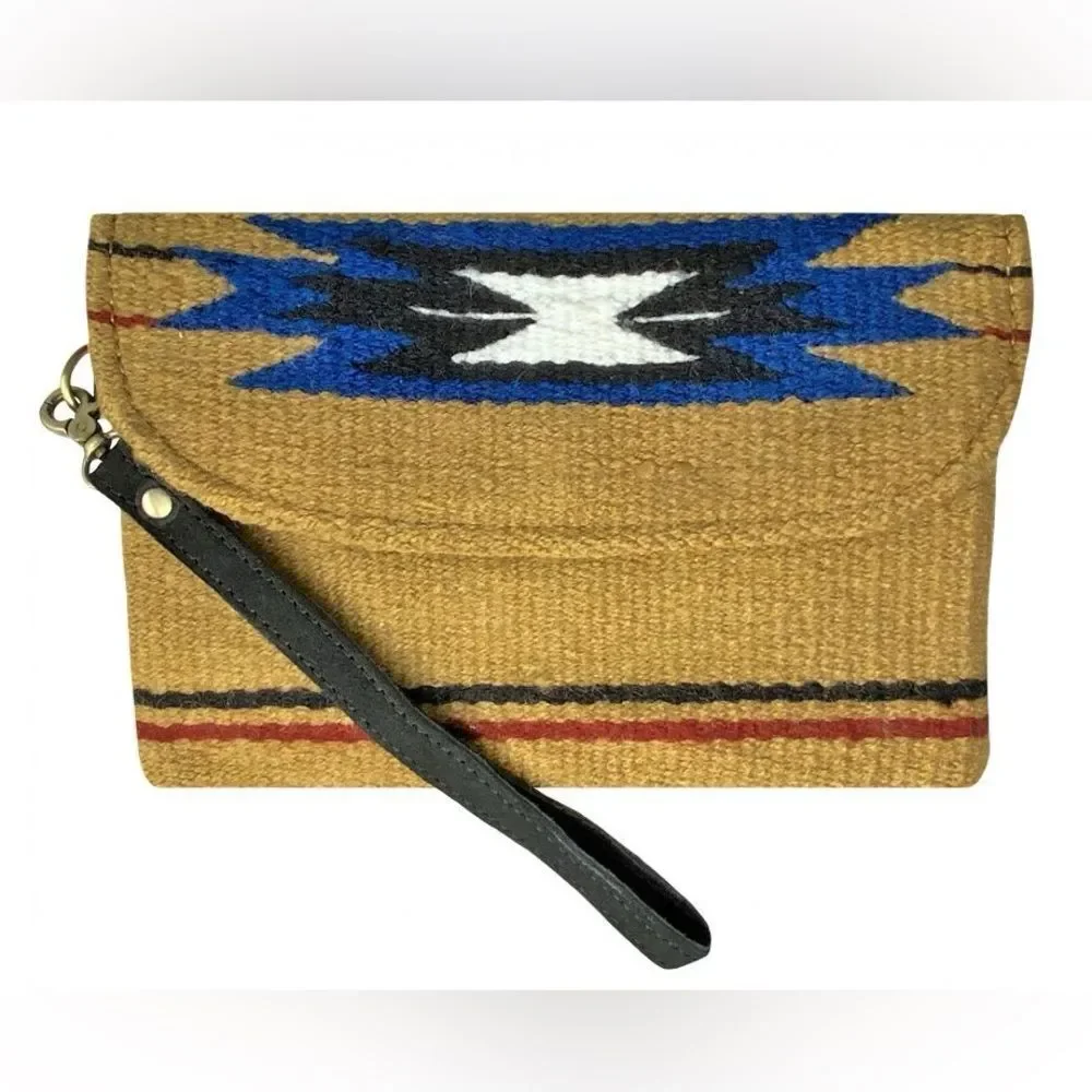 Showman 100% Wool Tan Southwest Design Saddle Blanket Wristlet