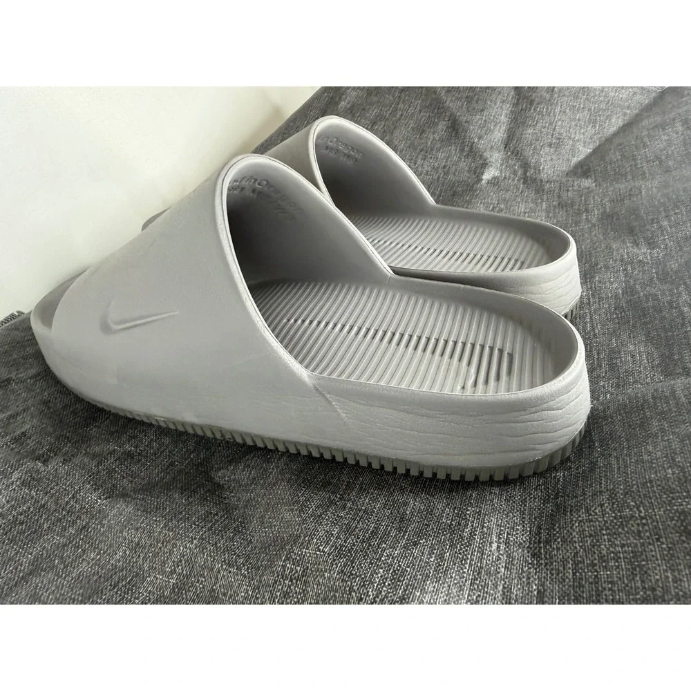 Nike calm slide