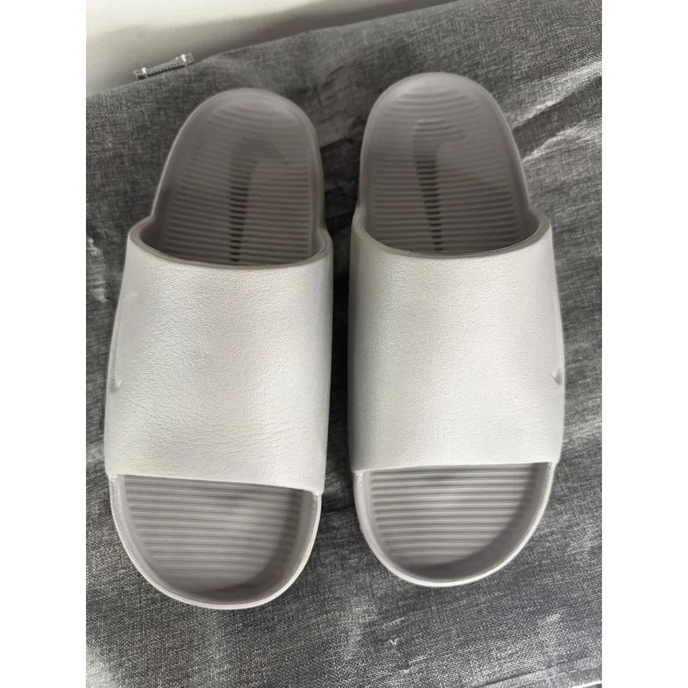 Nike calm slide