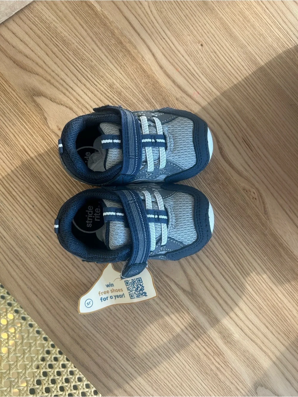 Stride Rite comfortable navy