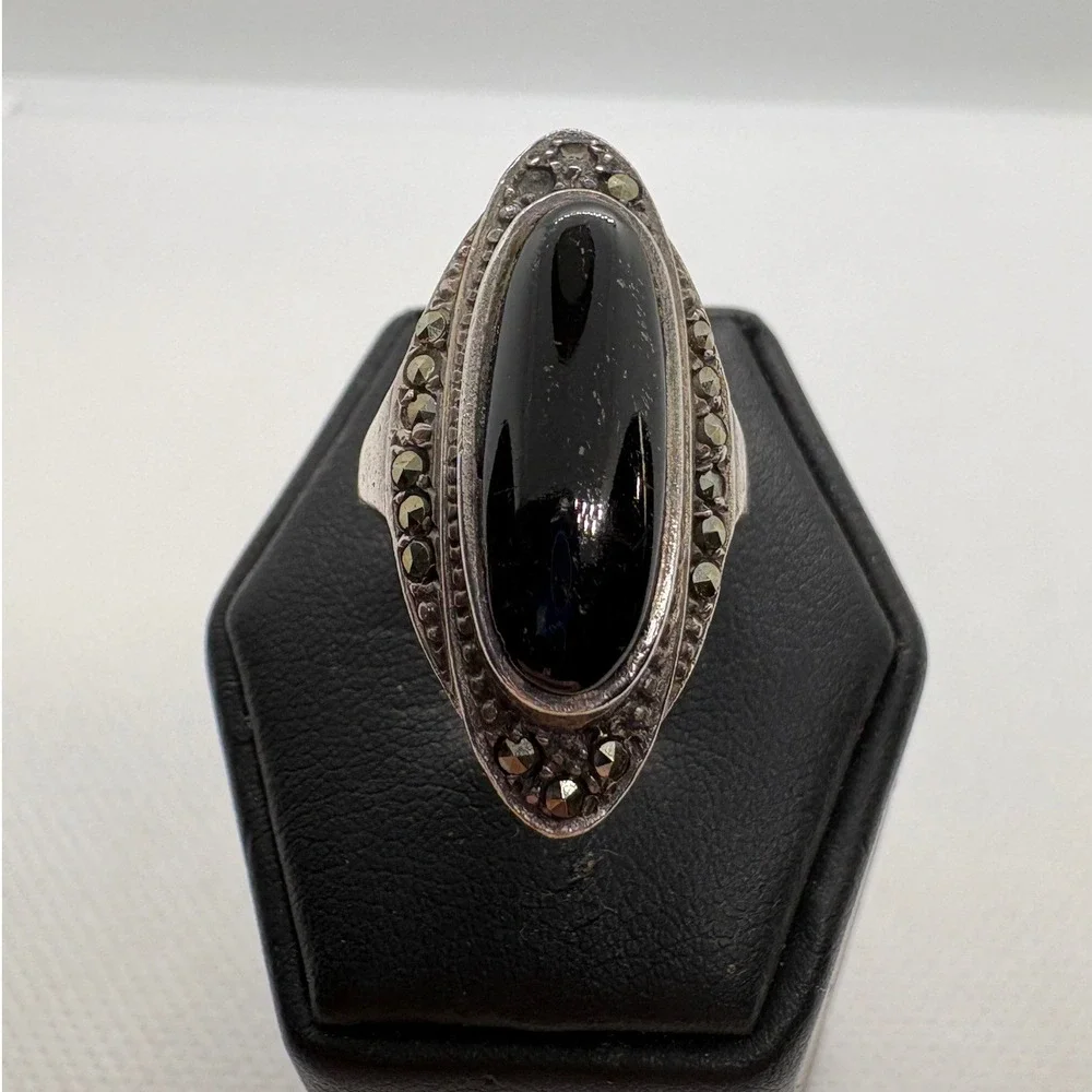 Vintage 925 Sterling Silver Black Onyx Marcasite Navette Ring Art Deco Size 5.5
