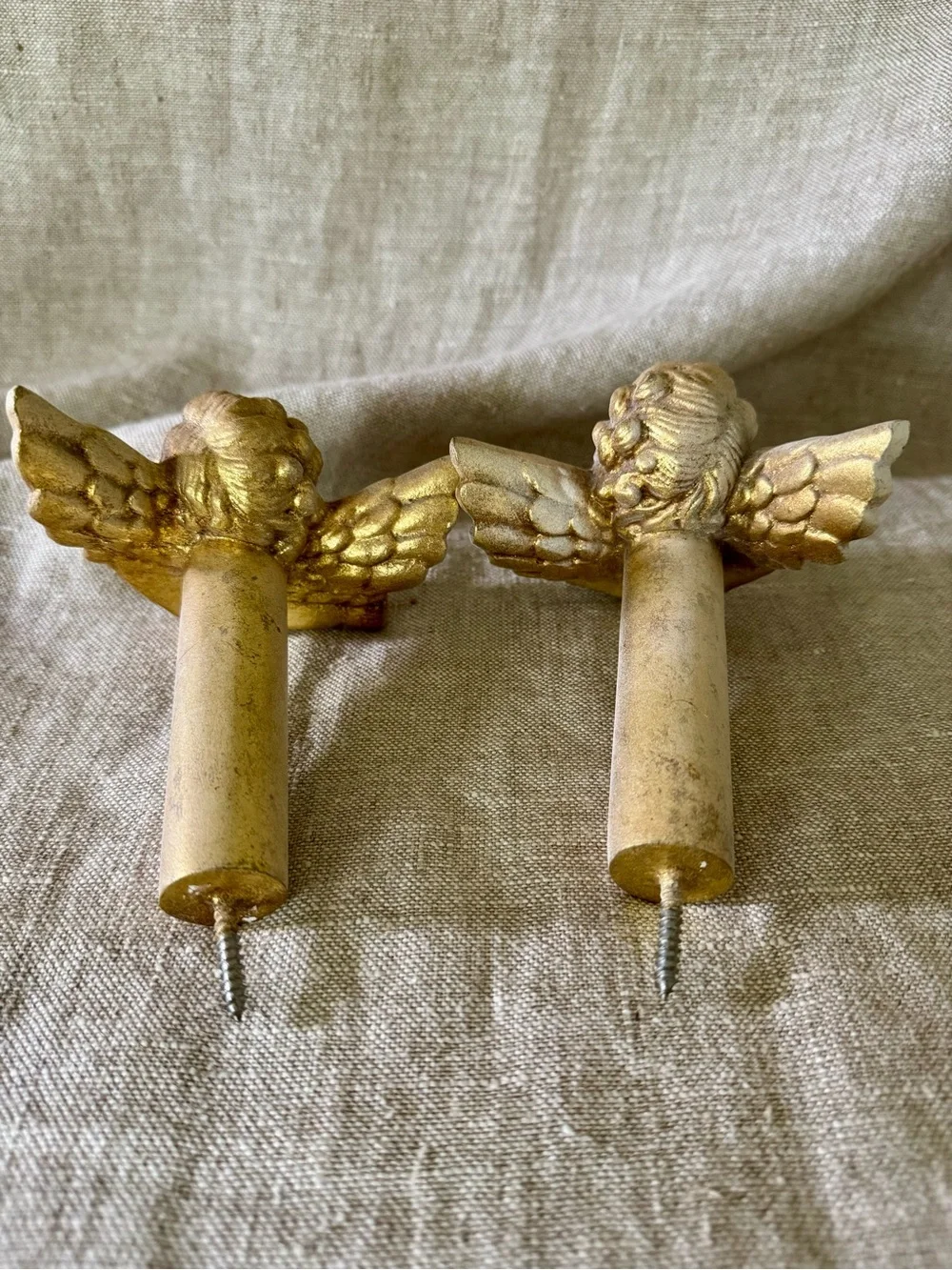 Vintage curtain hold
