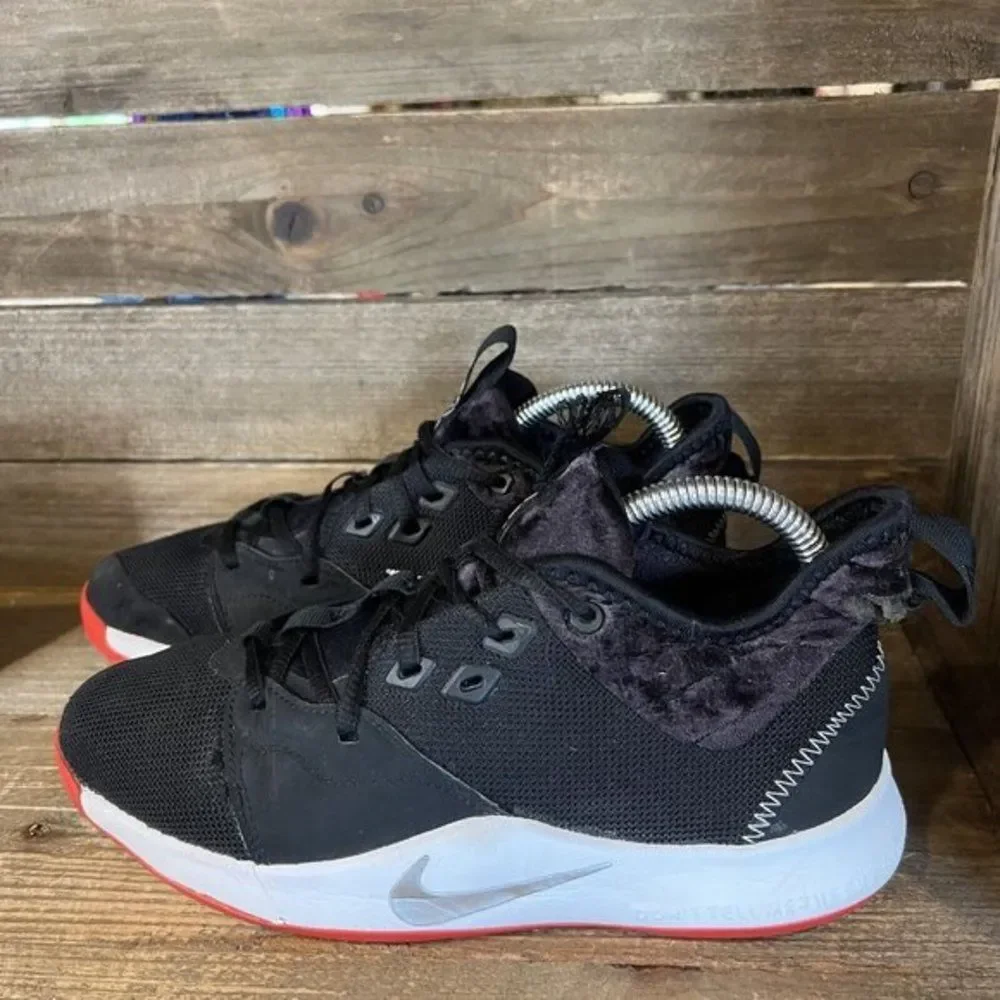 Nike size 5y