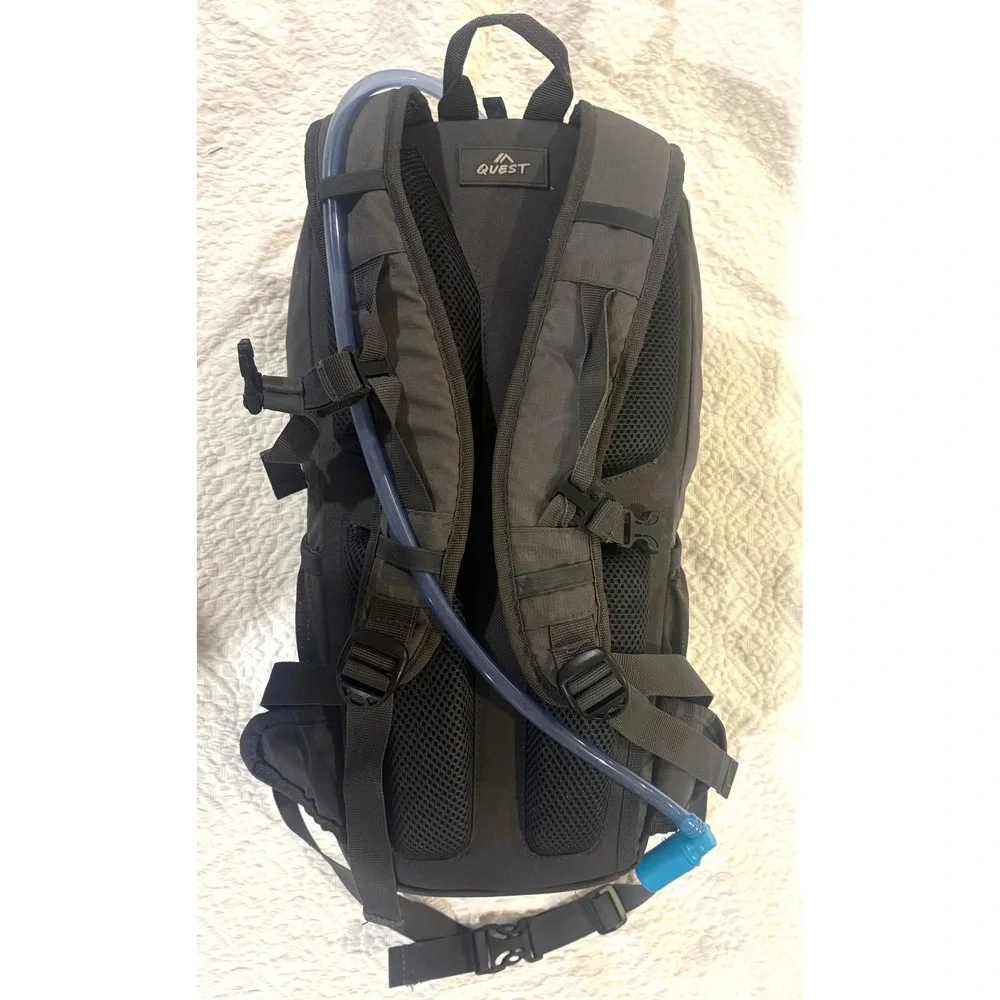 Quest hydration backpack
