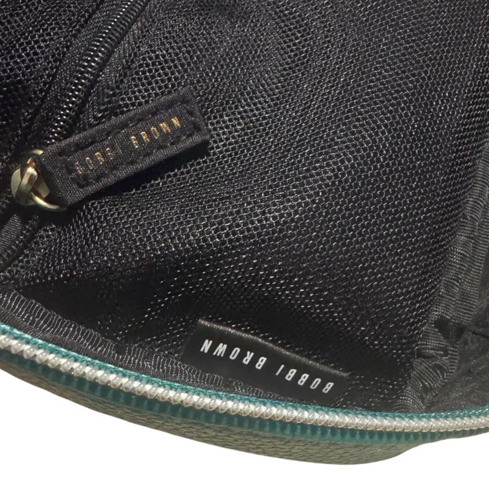 Bobbi Brown structured pebbled