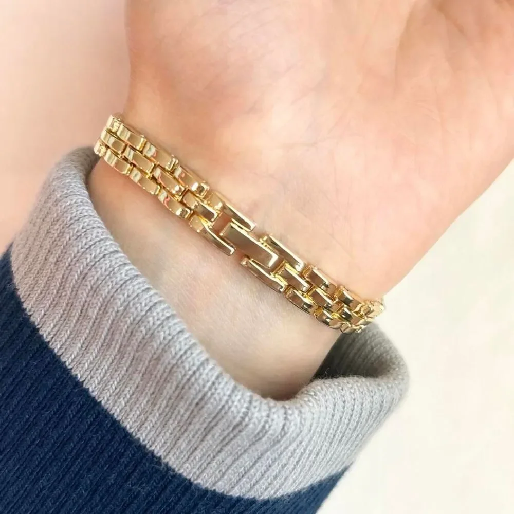 Source Unknown stunning gold
