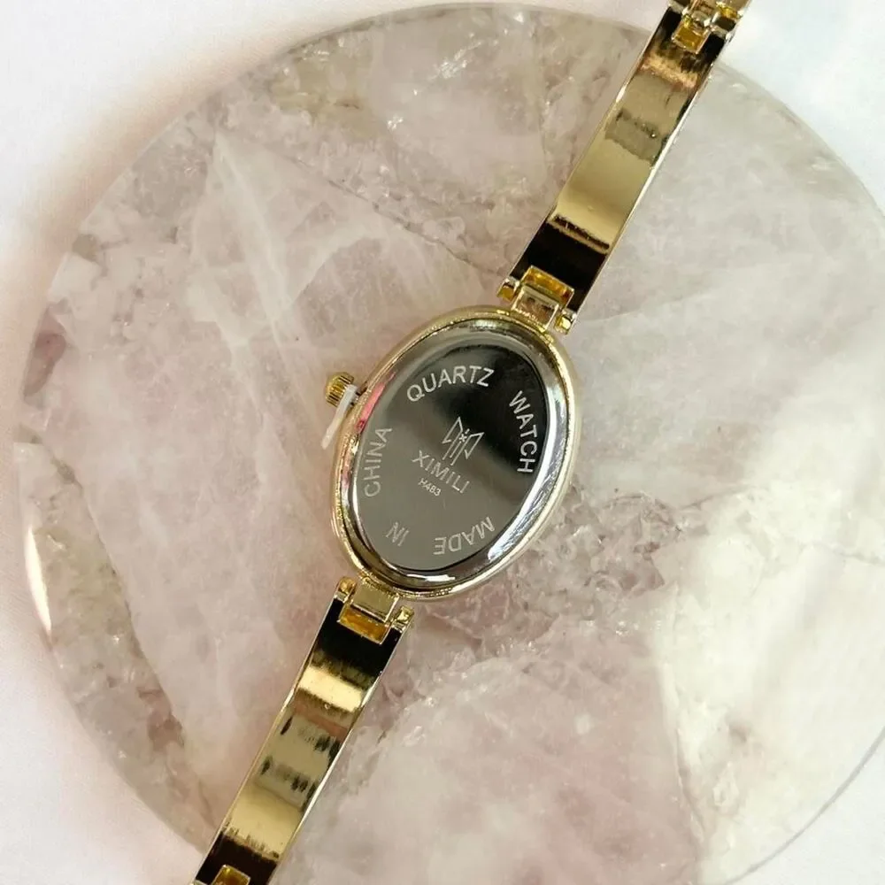 Source Unknown stunning gold