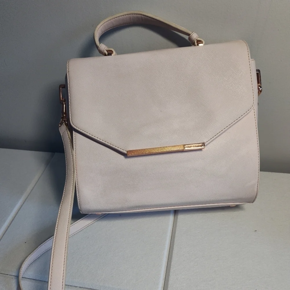 Ted Baker Elegant Pink Handbag