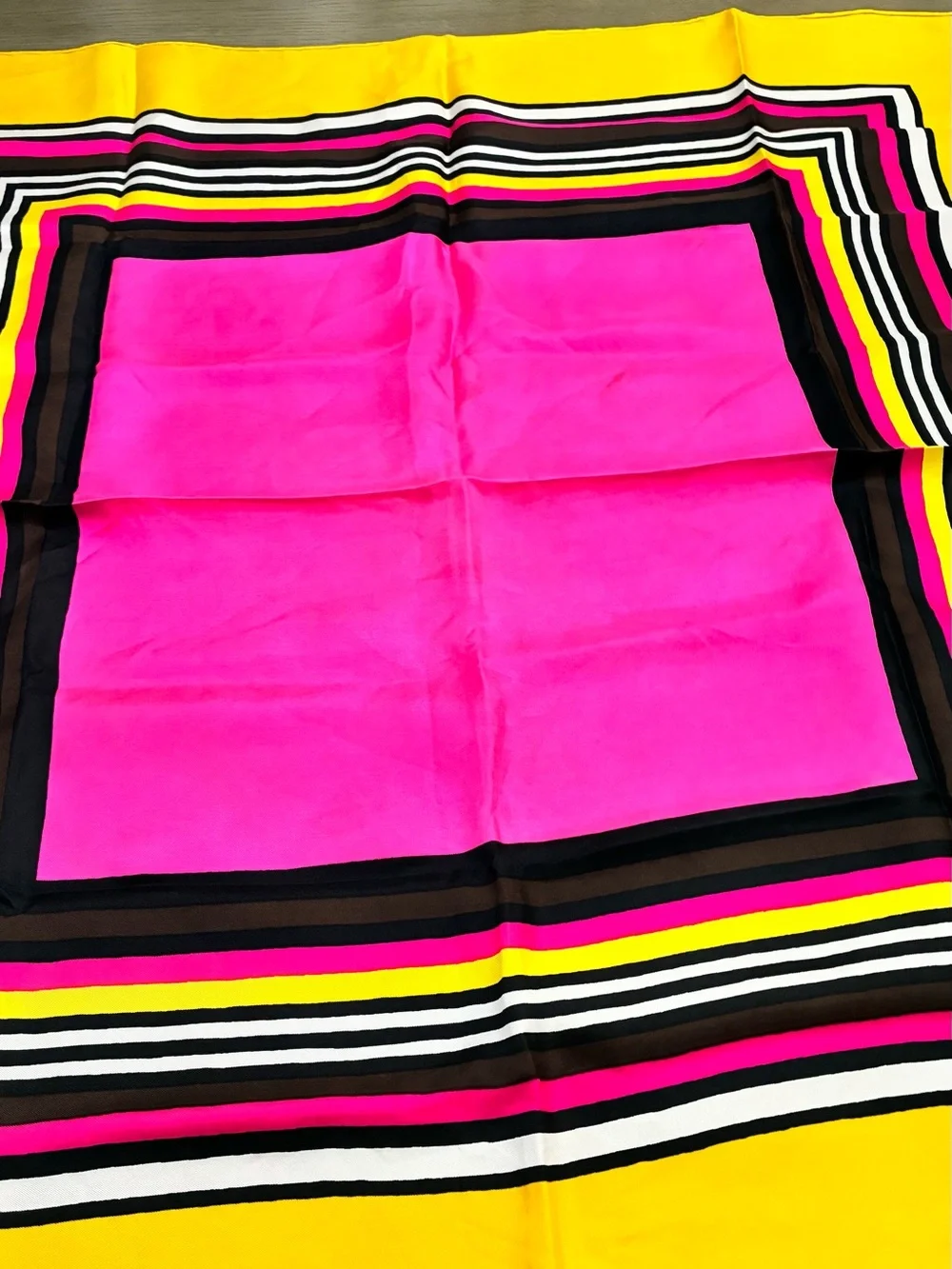 Ives saint laurent vibrant center