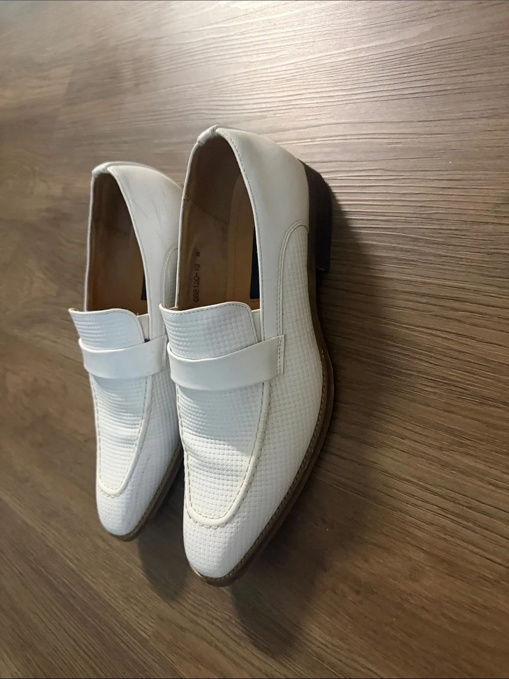 N/A classic white