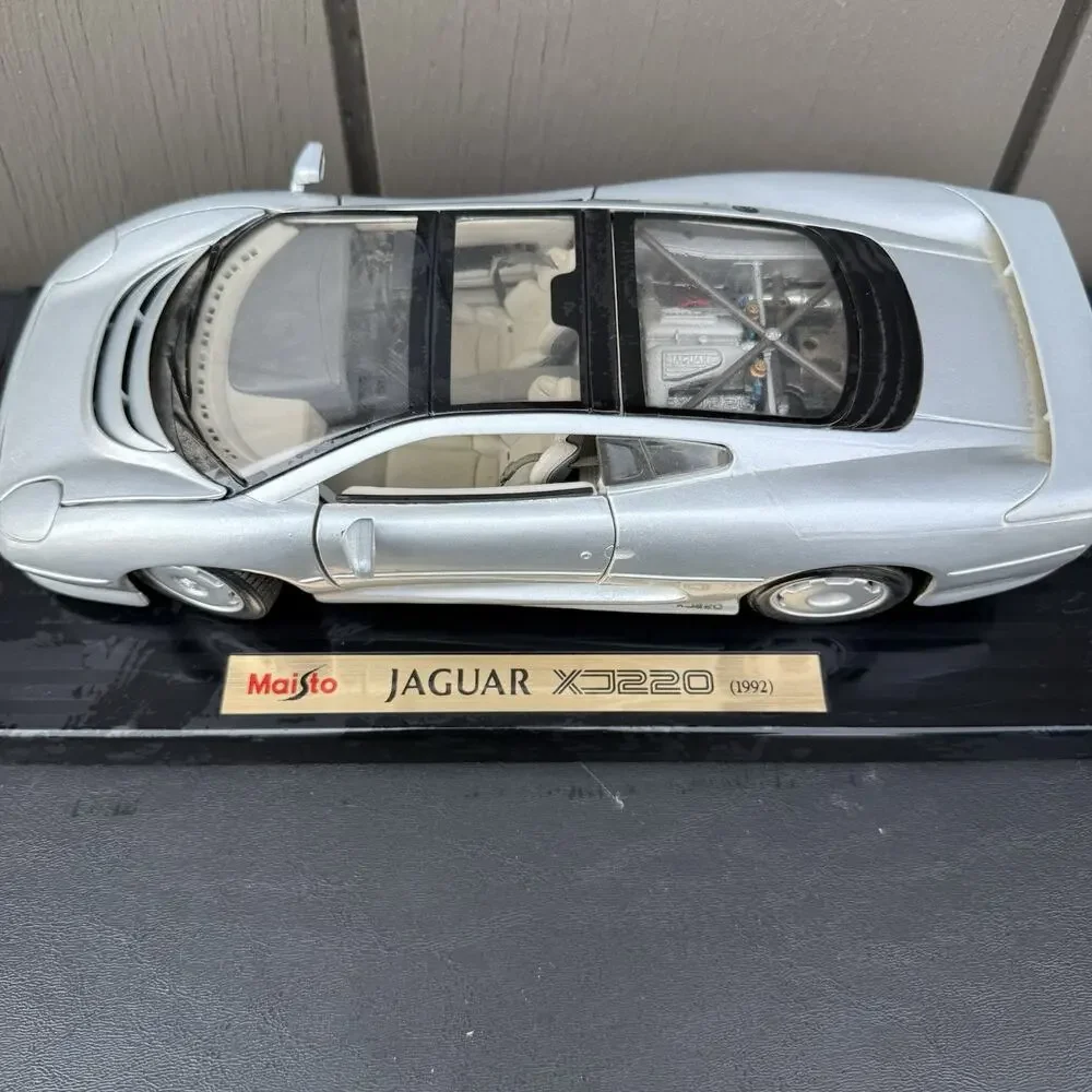 maisto 24 1992
