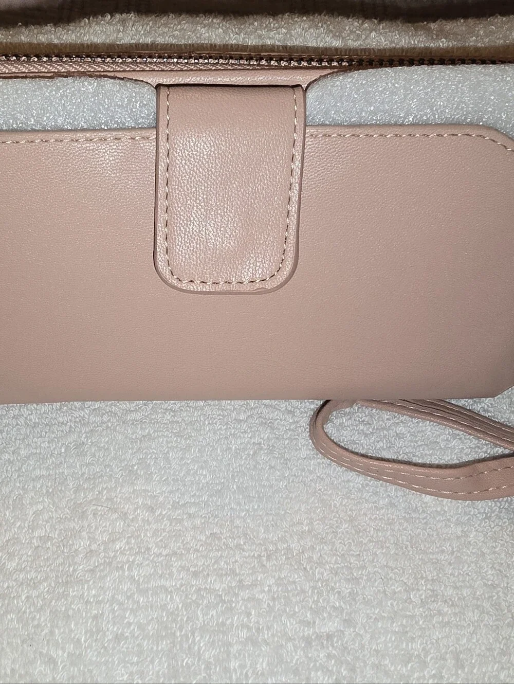 Badgley Mischka Pink Vegan Leather Geometric Quilted Wristlet Wallet NWT