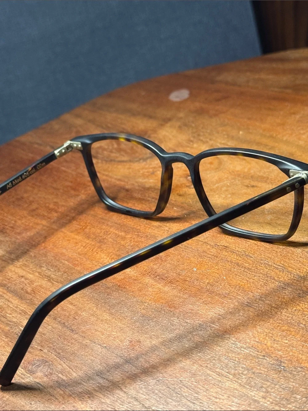 Lunor frames high