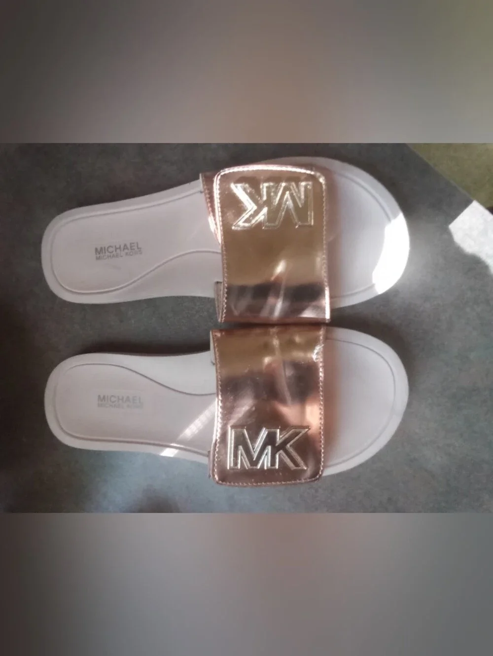Michael Kors Palmer Metallic Rose Gold Slide Sandal Size 6