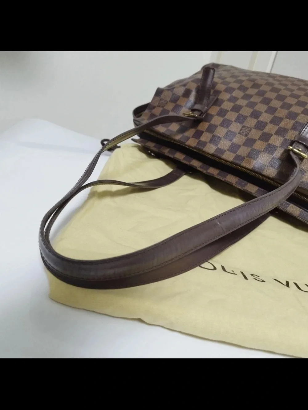 Louis Vuitton classic louis