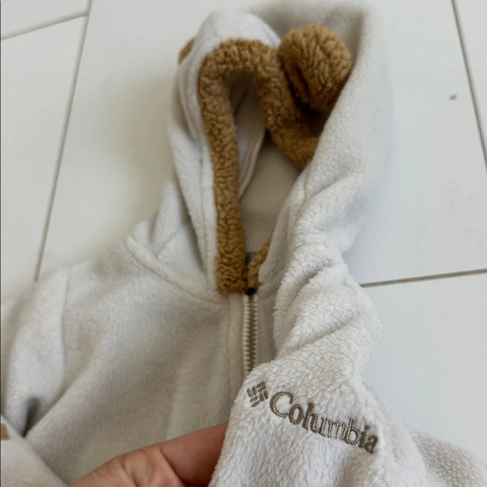 Columbia cozy cream