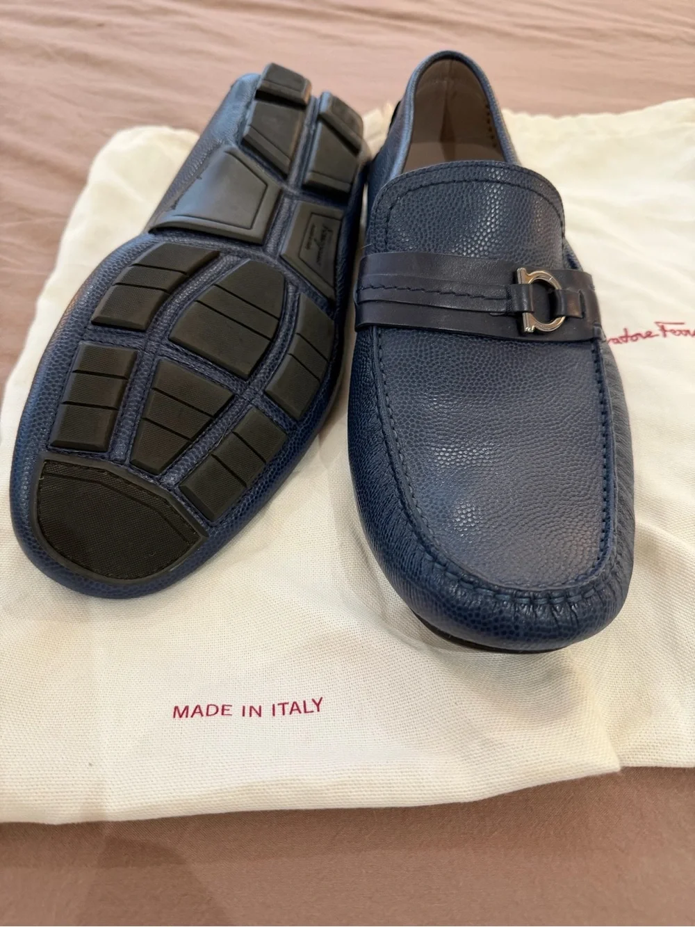 Salvatore Ferragamo classic pebbled