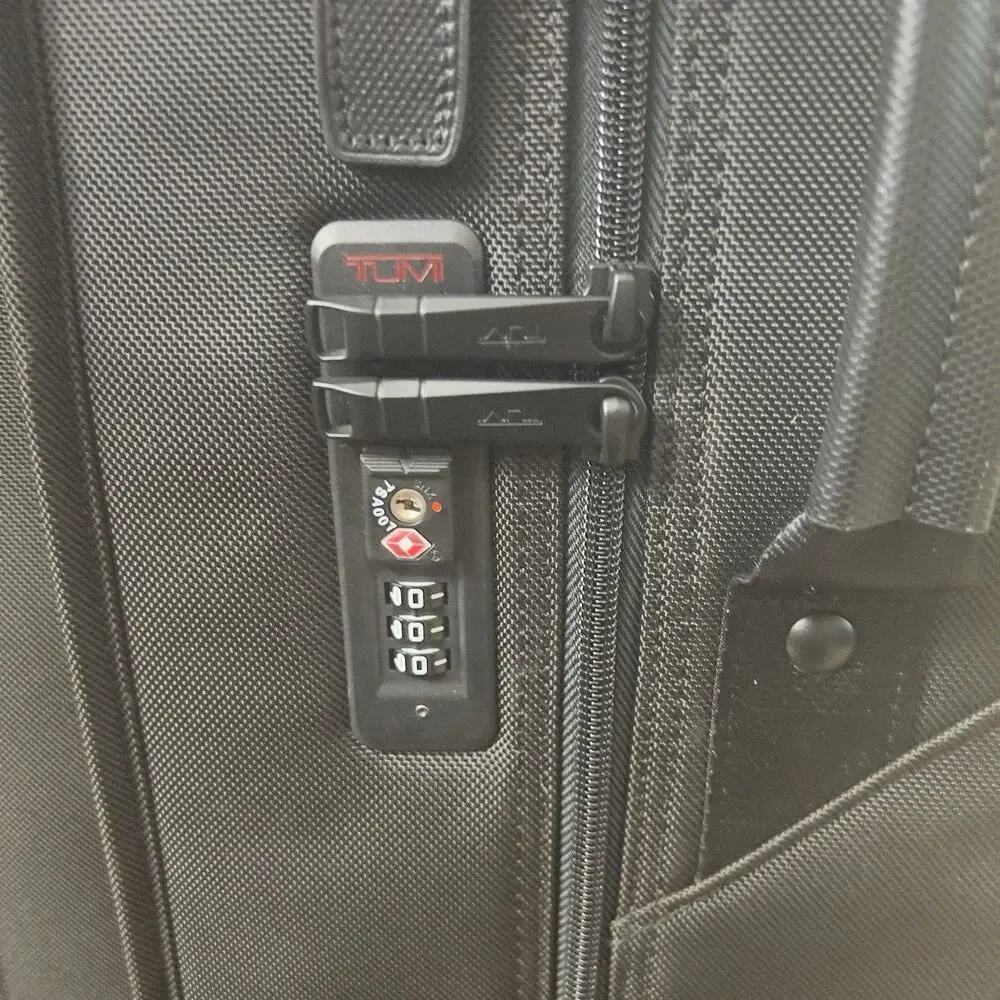 Tumi nwot alpha