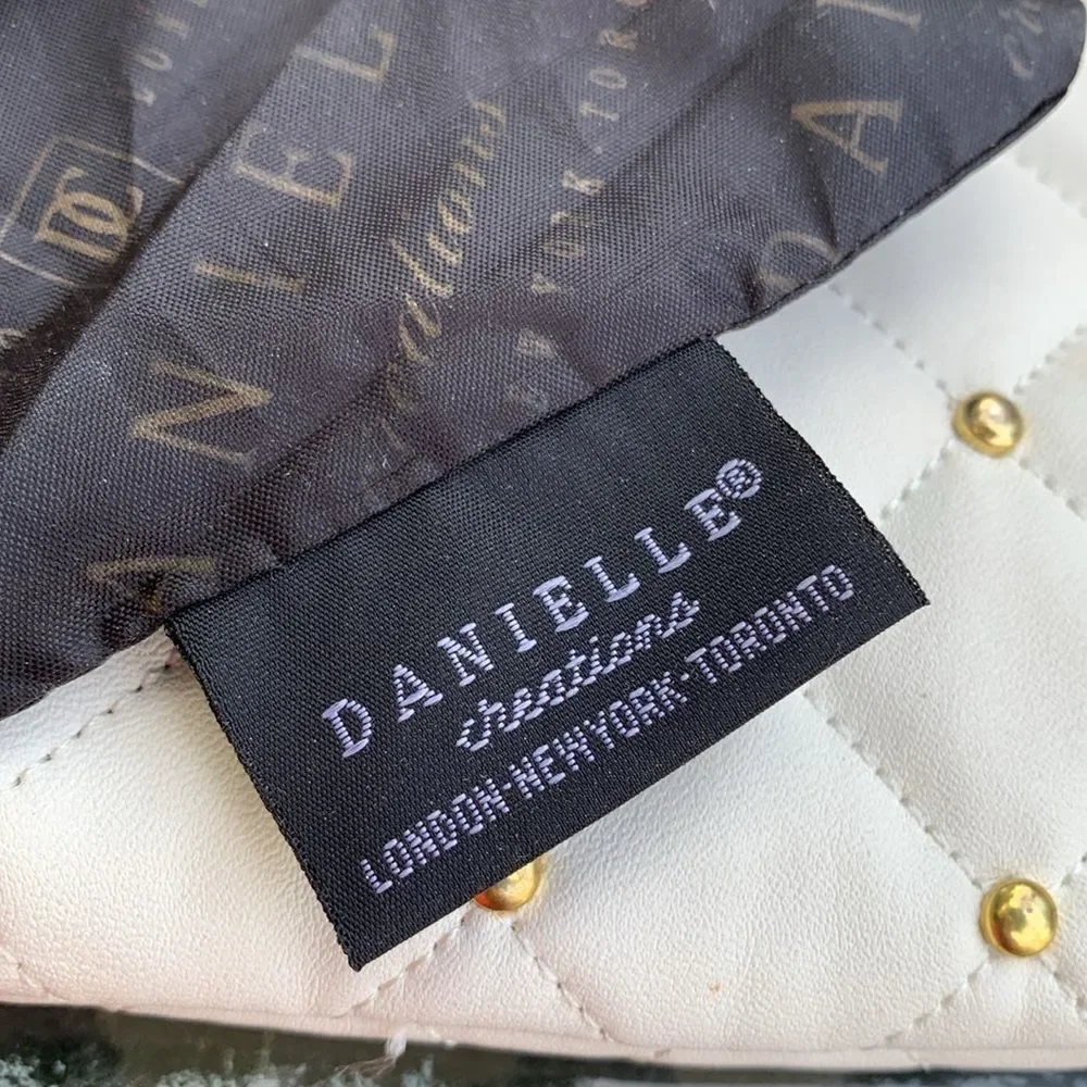 N/A danielle crème