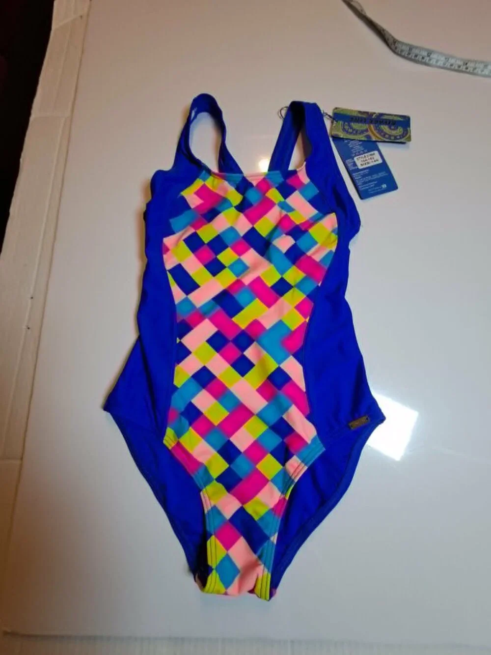 Rivage Line bright colorful