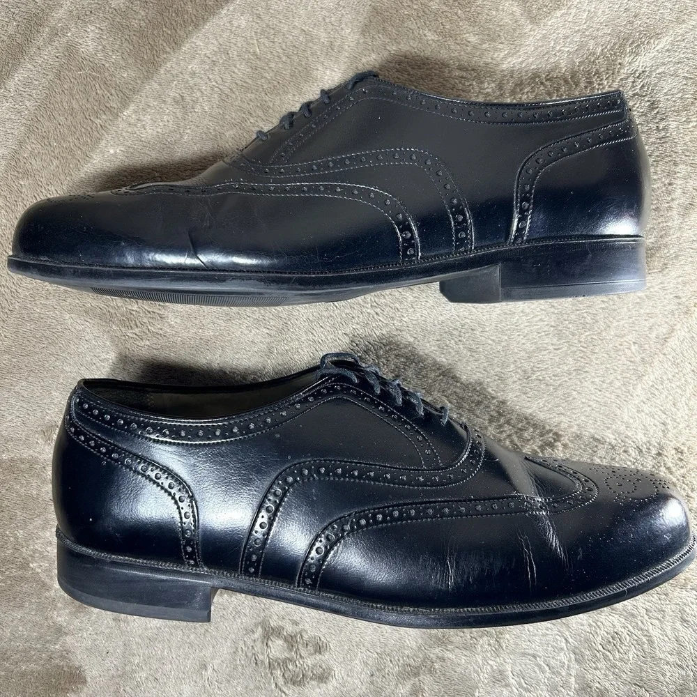 Florsheim Black Leather Wingtip Oxford Dress Shoes - Men's Size 10.5 E (Wide)