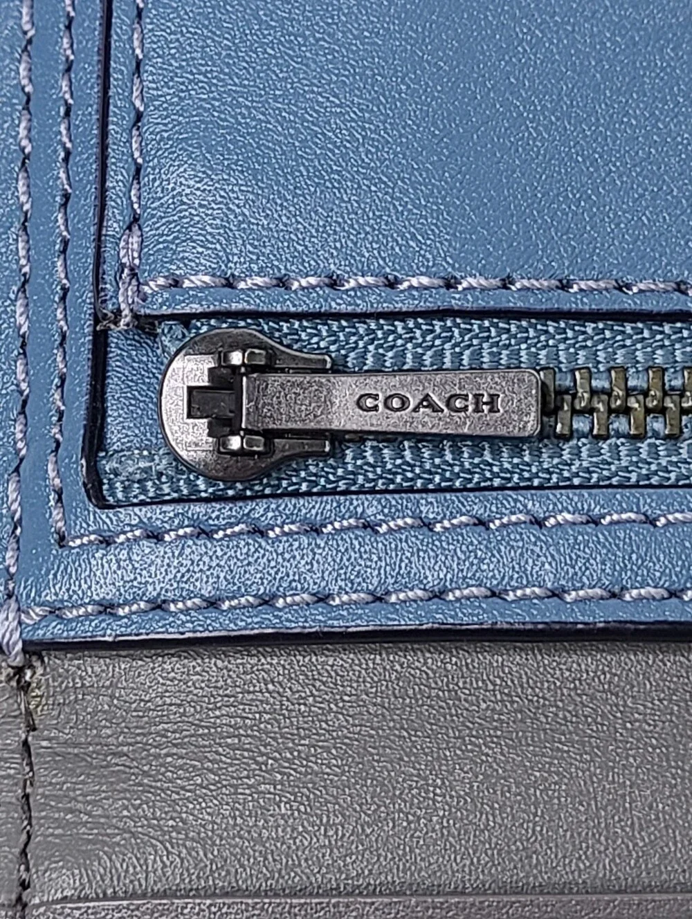Coach 1941 genuine