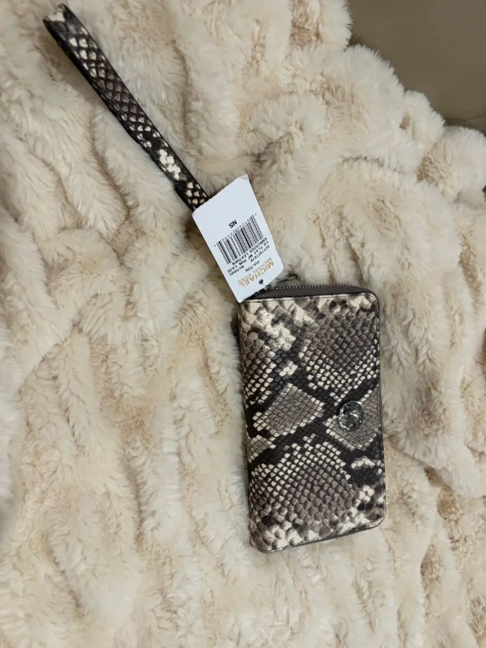 Michael Kors Jet Set Travel Snake Print Wristlet Wallet 🤍🖤
