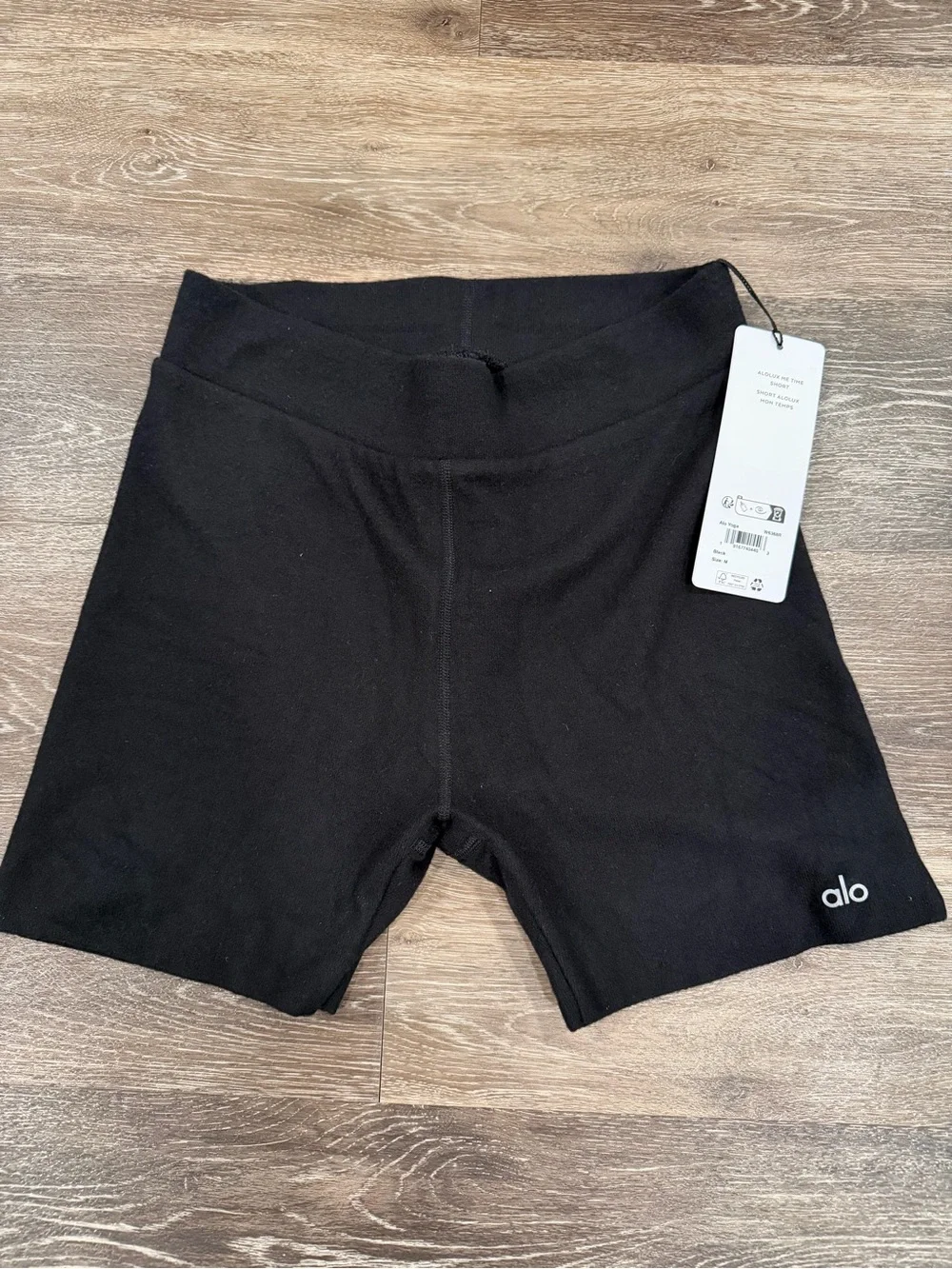 ALO Yoga sold out