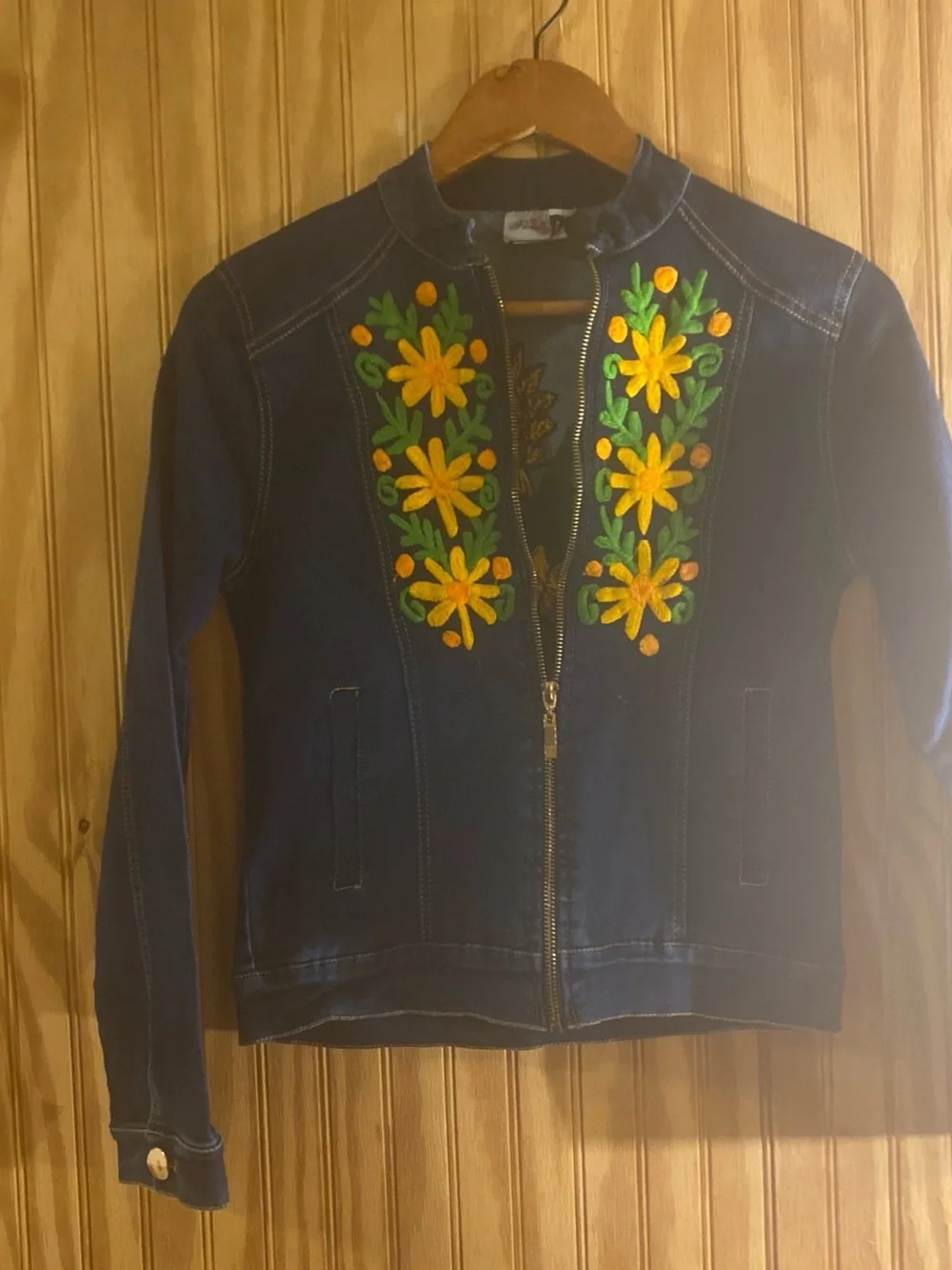 N/A stylish embroidered