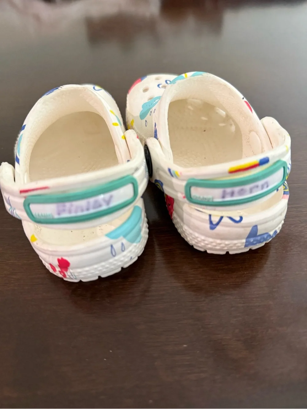 CROCS comfortable white