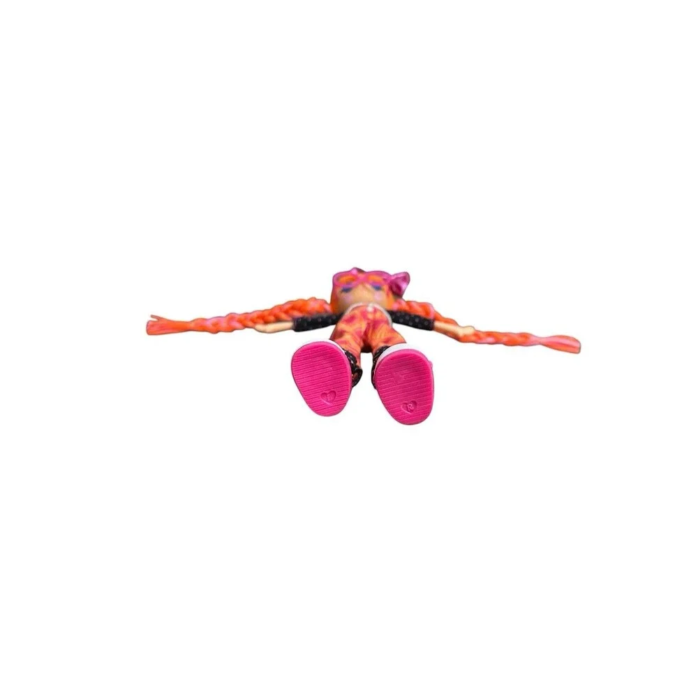 MGA Entertainment lalaloopsy girls