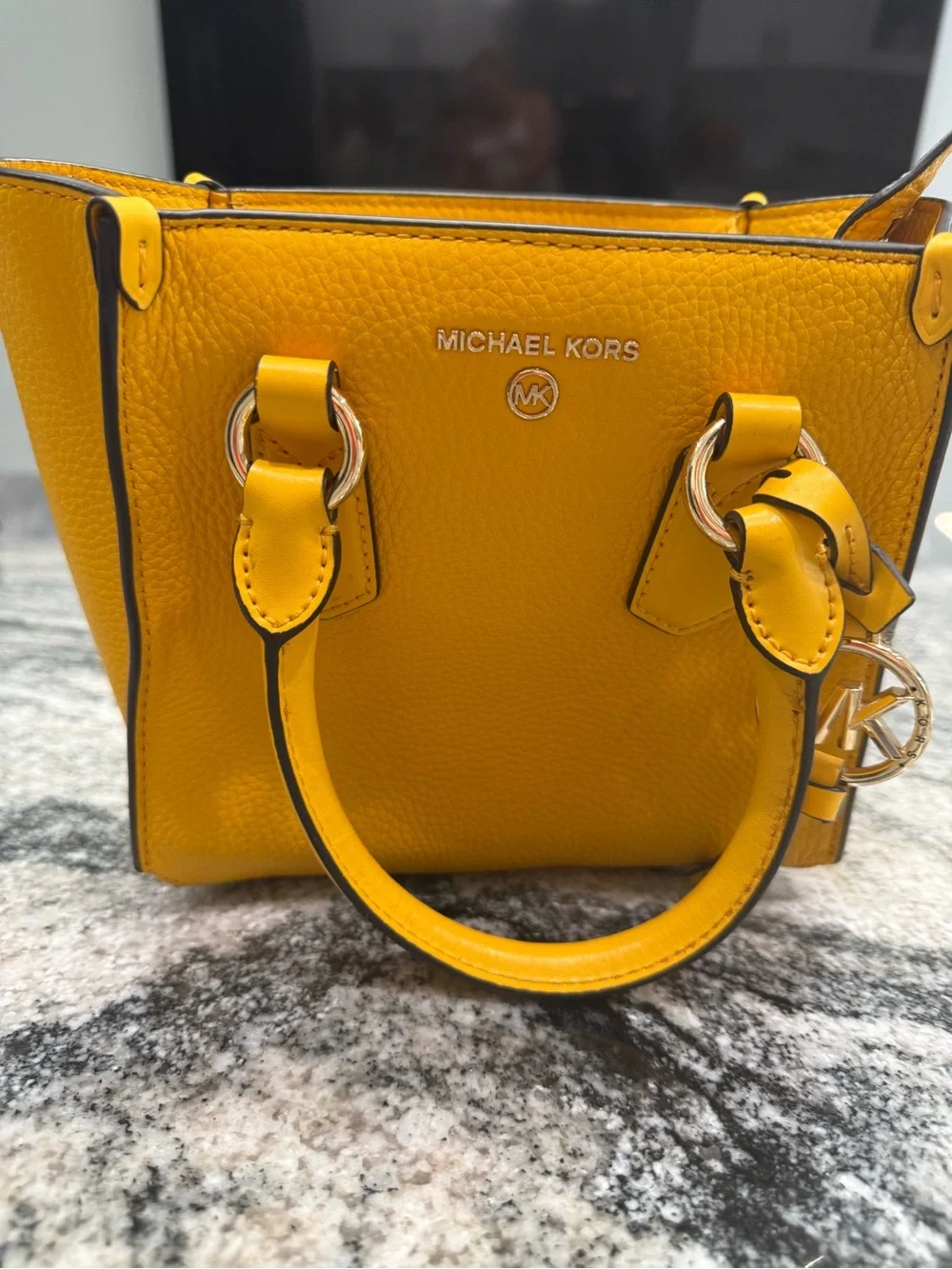 Michael Kors compact michael