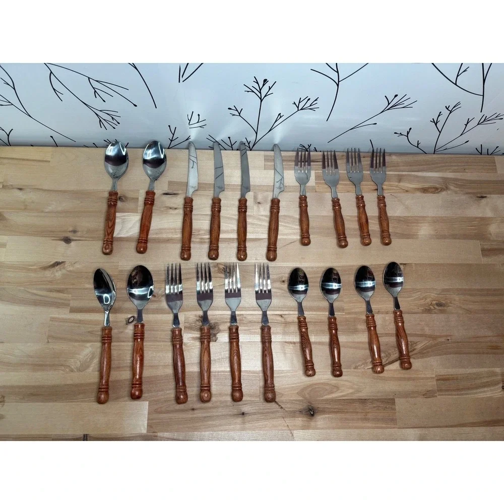 Vintage 20pc Stainless‎ Taiwan Flatware Set Faux Wood Grain Handles Brown Rustic