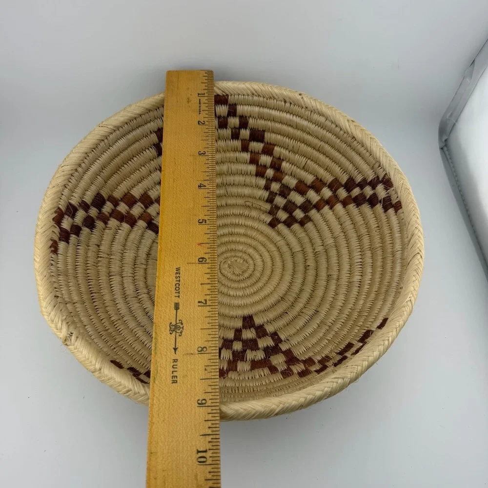 Unbranded handcrafted coiled