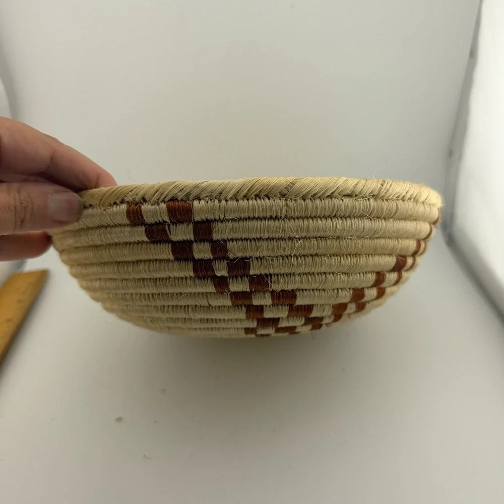 Unbranded handcrafted coiled
