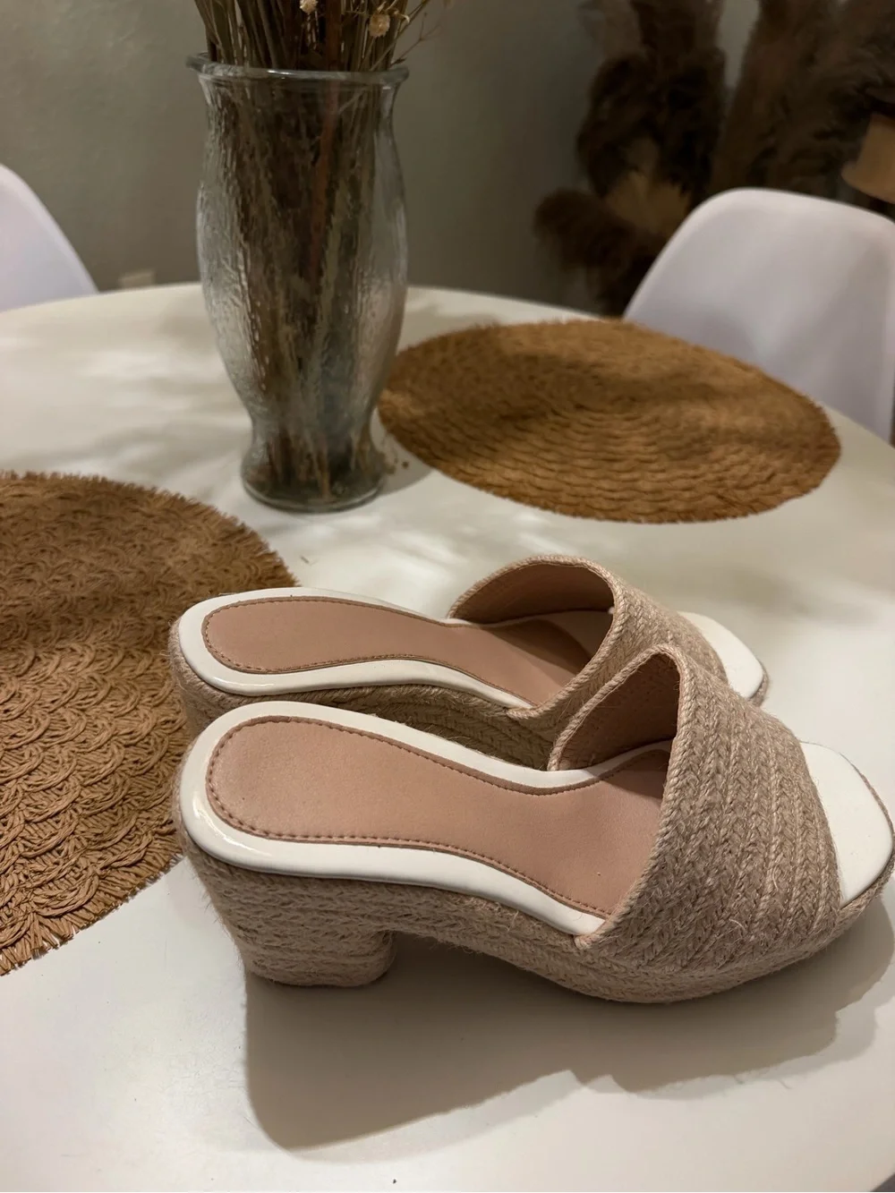 Amazon chic woven