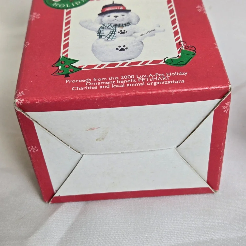 Pet Holiday edge see