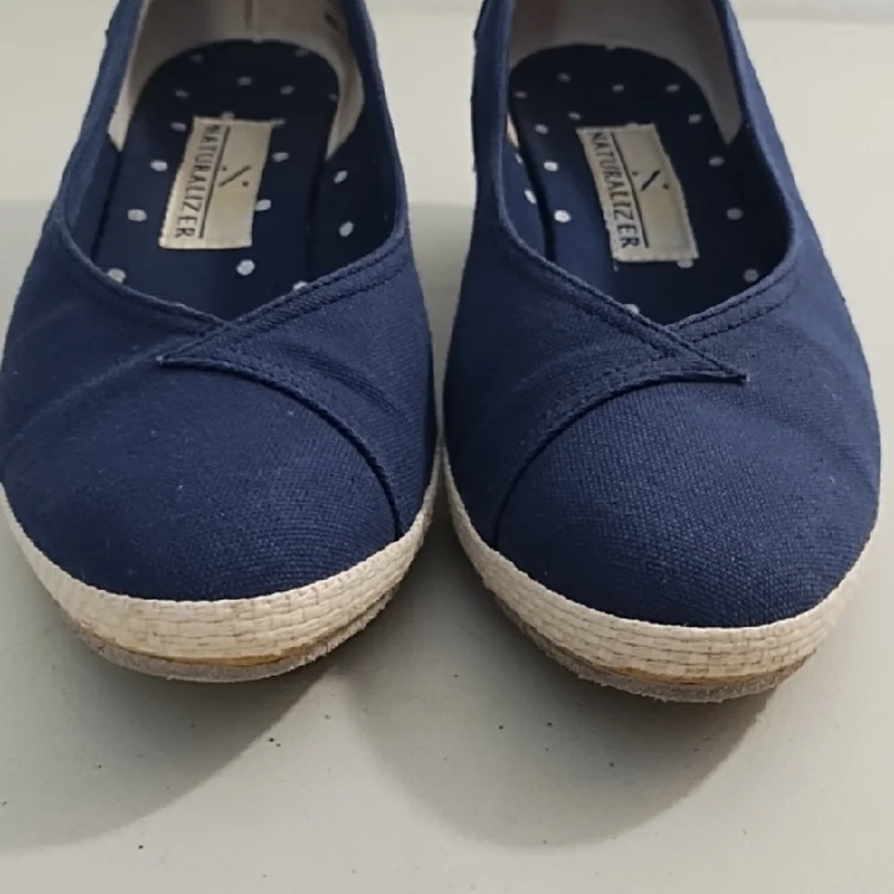 Naturalizer these blue